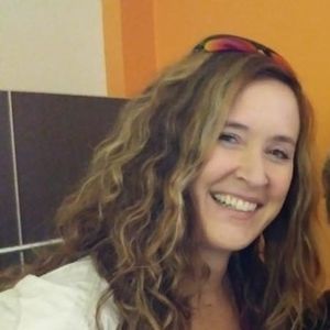 Meet your Posher, Hélène